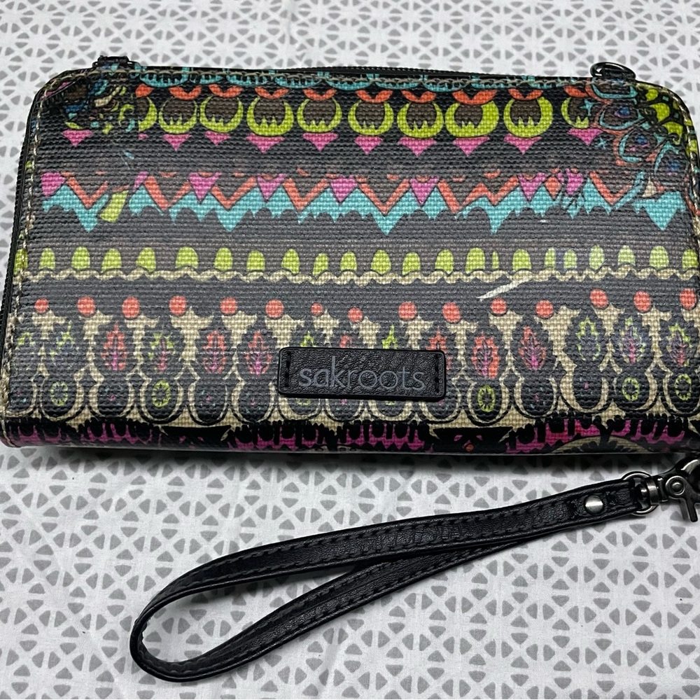 Cool Sakroots clutch purse